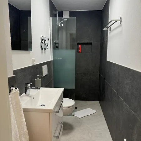 Villa Hilden Apartment *